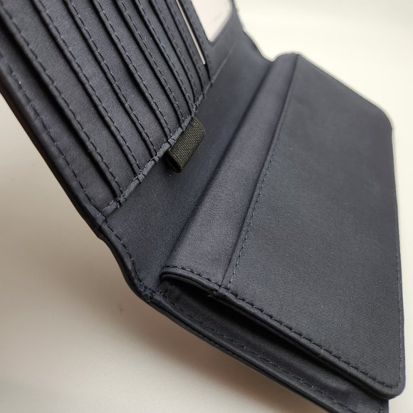 Tommy Hilfiger Genuine Leather Wallet, Navy Blue - New with Tags - Picture 9 of 11